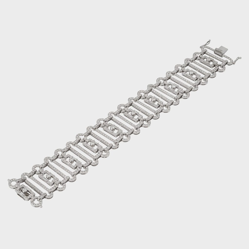 brcelets-official-02