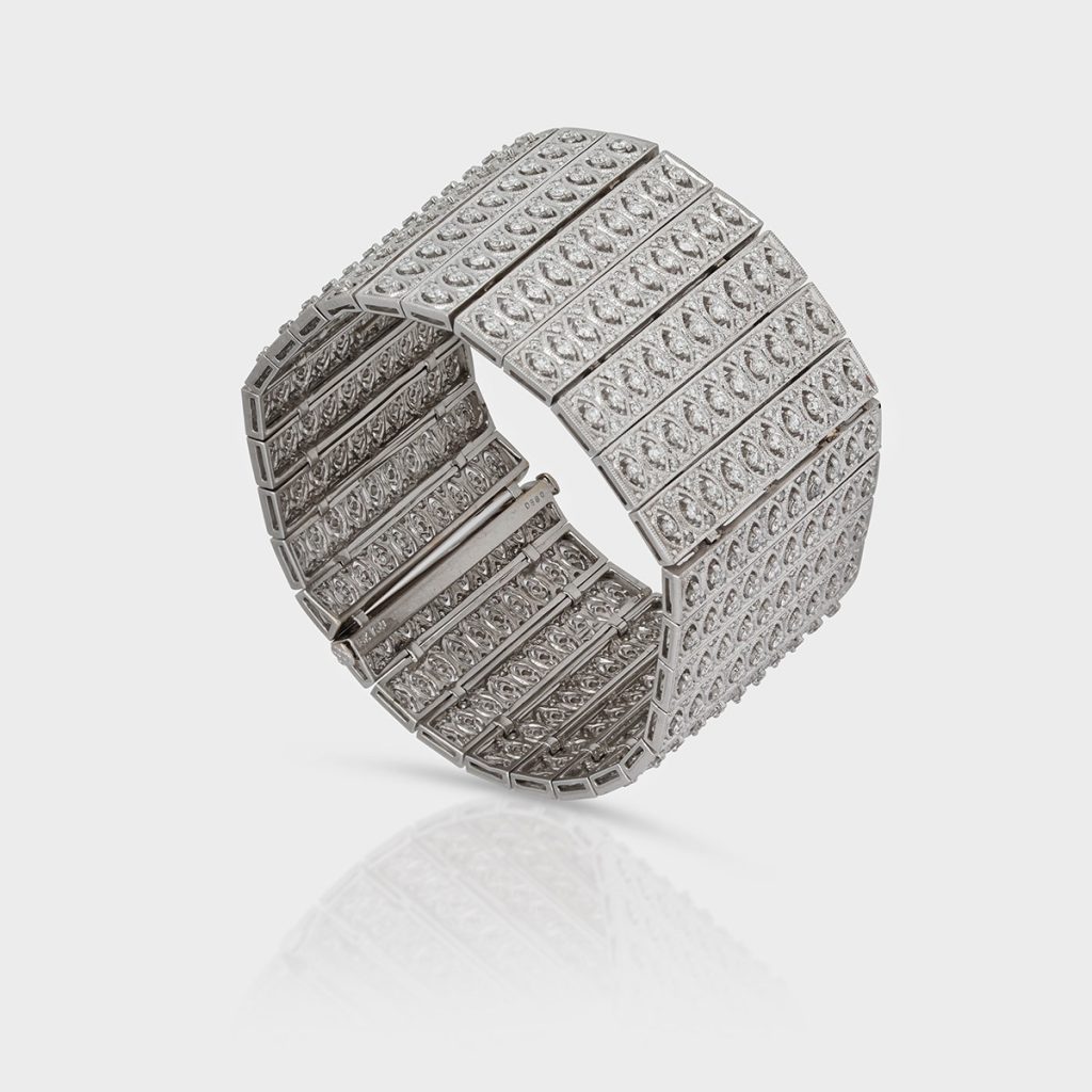 brcelets-official-03